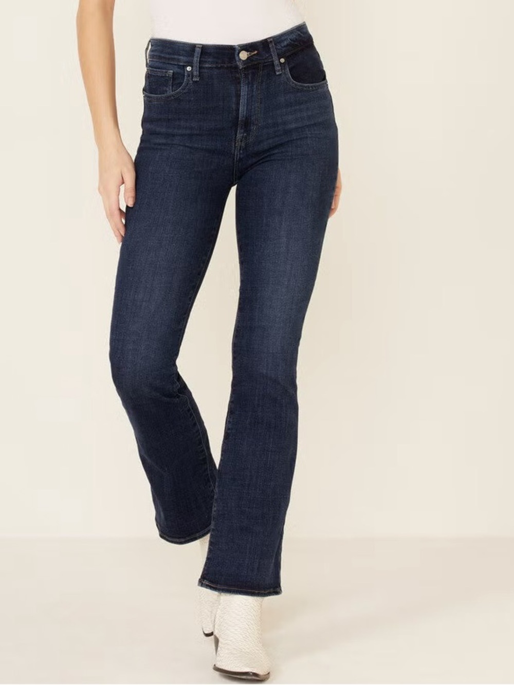 Levi’s NWT 26 x 32 725 High-Rise boot-cut stretch Dark Blue denim Jeans